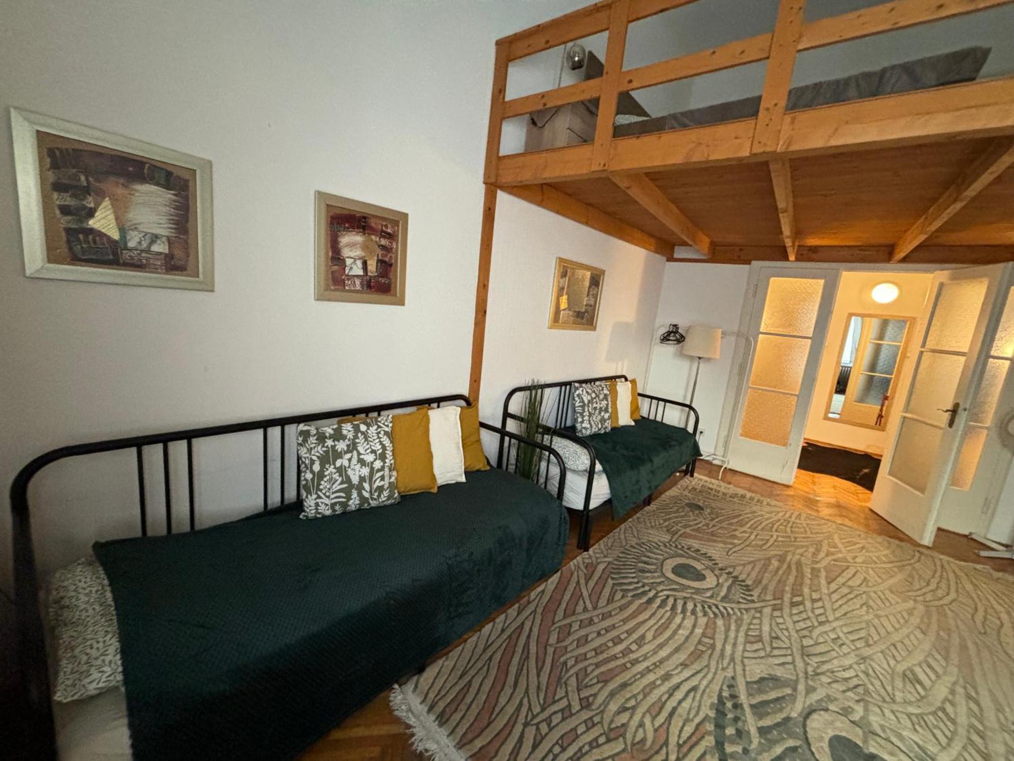 Central Apartment Next To The Elisabeth Bridge Budapest Bagian luar foto